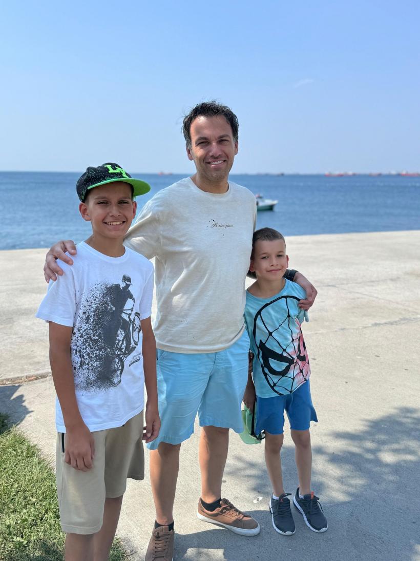 Chef Ștefan Popescu, alături de familie, într-un circuit spectaculos al Turciei, planificat de soția sa: „Zborul cu balonul în Cappadocia a fost o experiență unică” 18908936