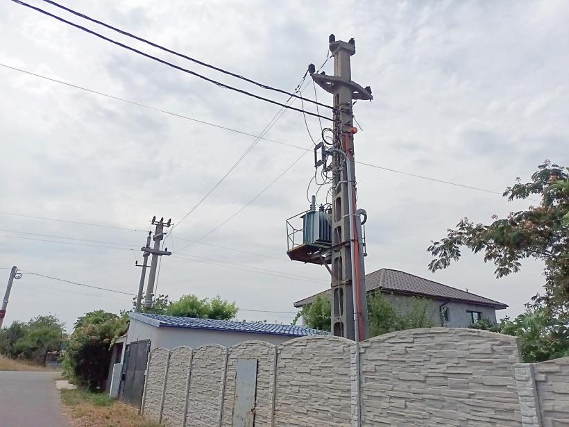 Rețeaua de electricitate devine pericol public 18908790