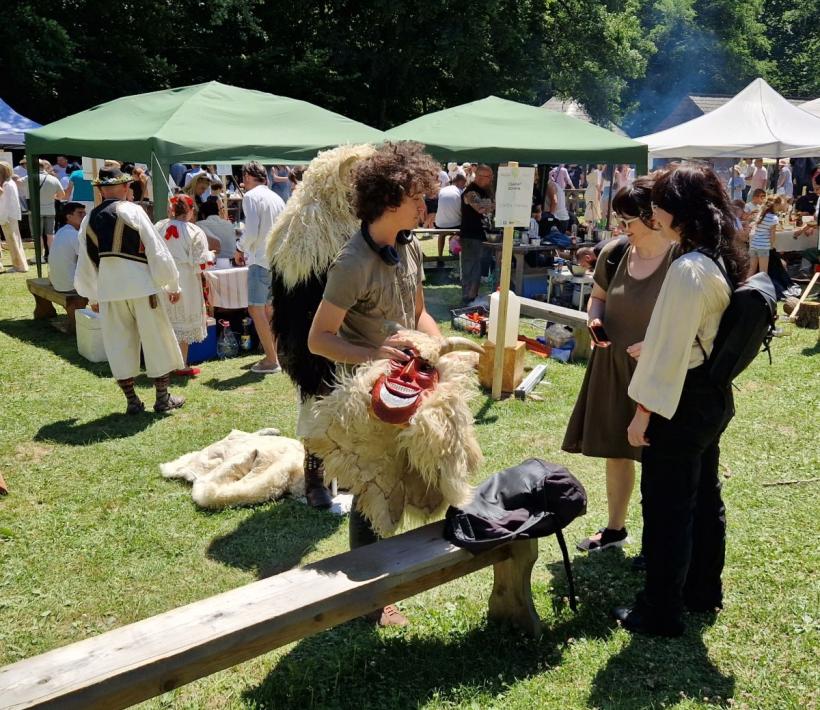 Cursanți din 12 țări au studiat la Brașov limba, cultura și civilizația românească la „Școala de Vară ICR” – unul dintre cele mai longevive programe ale Institutului Cultural Român 18909008