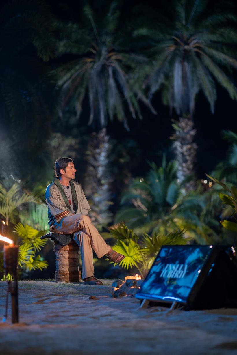 Diseară, cel mai asteptat şi cel mai dur bonfire va schimba totul la Insula Iubirii. Cea de-a patra ediţie a emisiunii, lider de audienţă 18909145