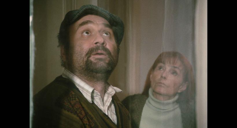 ANUL NOU CARE N-A FOST, lungmetrajul de debut al regizorului Bogdan Mureșanu, va avea premiera mondială la Festivalul Internațional de Film de la Veneția 18909163