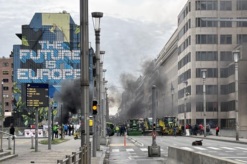 Fermierii din UE au trecut de la revoluție la petiție 18909130