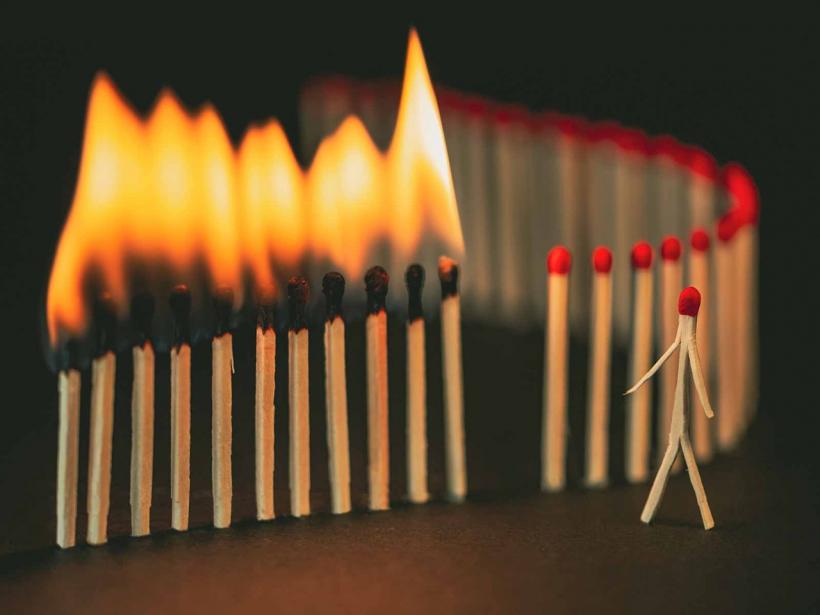 Teoria chibritului - cum s-a aprins sulful la români 18909102