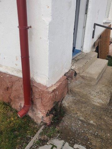 Damian Drăghici a inaugurat Școala Primară & Grădinița din inima comunității rome din cartierul Moglănești, județul Harghita, renovate de Asociația BookLand 18909360