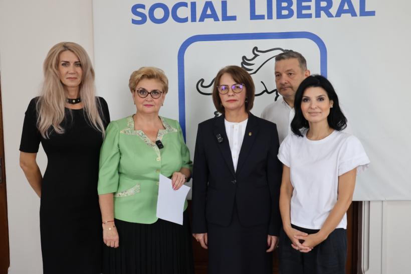 Maria Stoian părăsește PNL pentru PUSL, declanșând un val de plecări 18909444