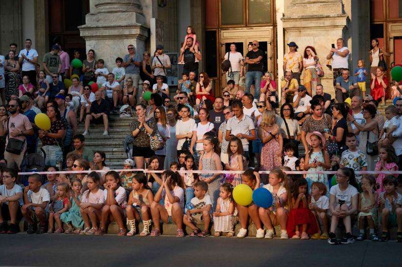 Concerte live, spectacole de acrobații și ateliere creative pe Calea Victoriei, în weekendul 27-28 iulie, la „Străzi deschise – București, Promenadă urbană”