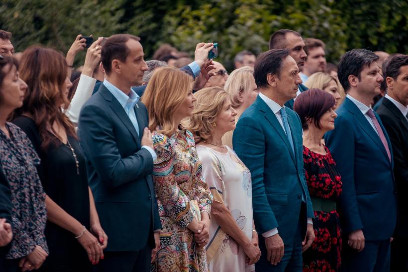 Turneu al Operei Naționale București  în contextul Jocurilor Olimpice - Ethos Românesc în Grădinile Palatului Versailles 18909696