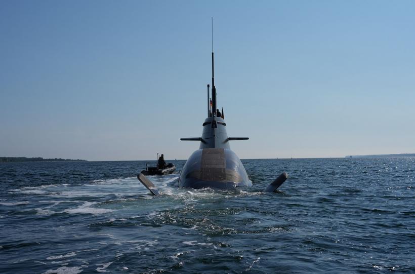 Australia semnează un contract de 1,4 miliarde de dolari pentru modernizarea submarinelor