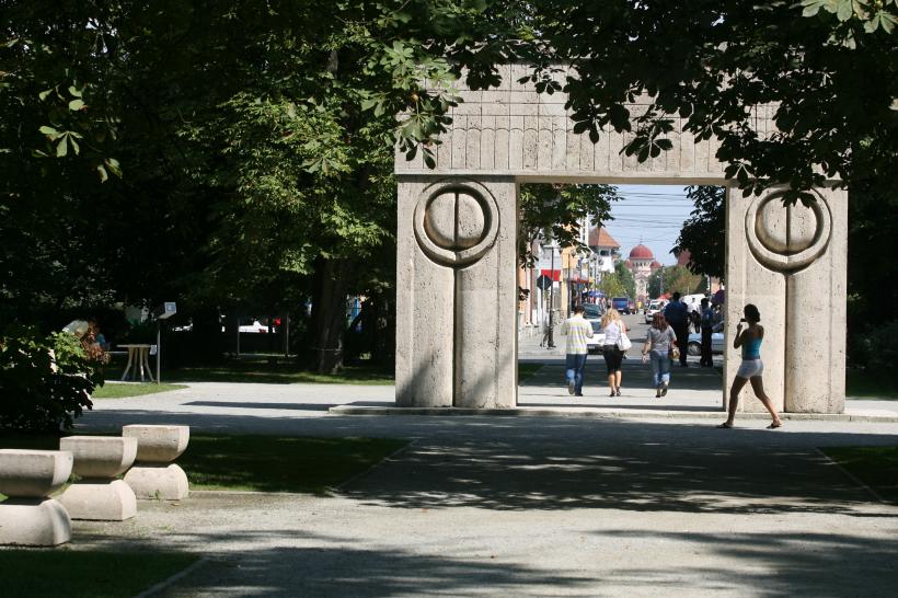 Ciolacu, despre monumentele incluse în UNESCO: „Tribut artistic profund pentru operele lui Brâncuși” 18909823