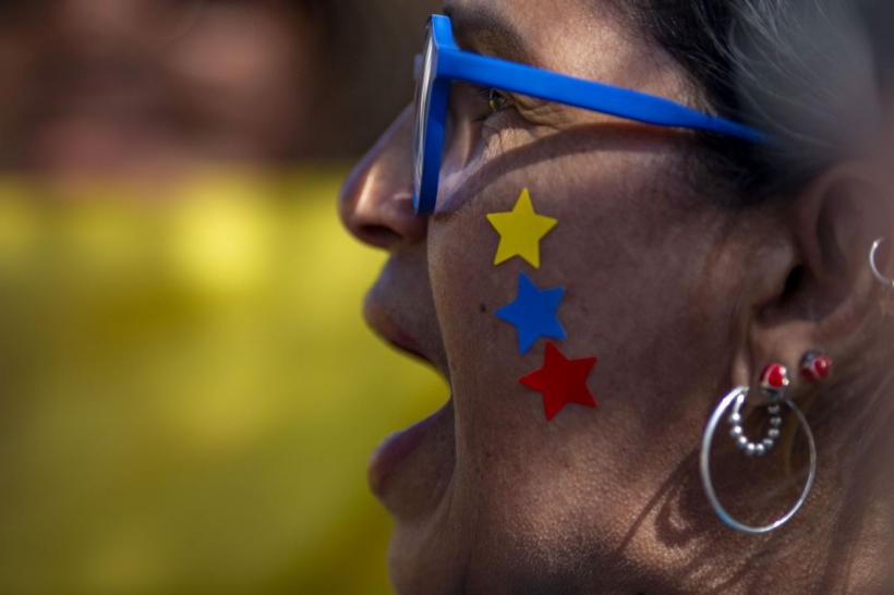 Proteste violente în Venezuela după victoria contestată a lui Nicolas Maduro la alegerile prezidențiale. O persoană a fost ucisă 18910168