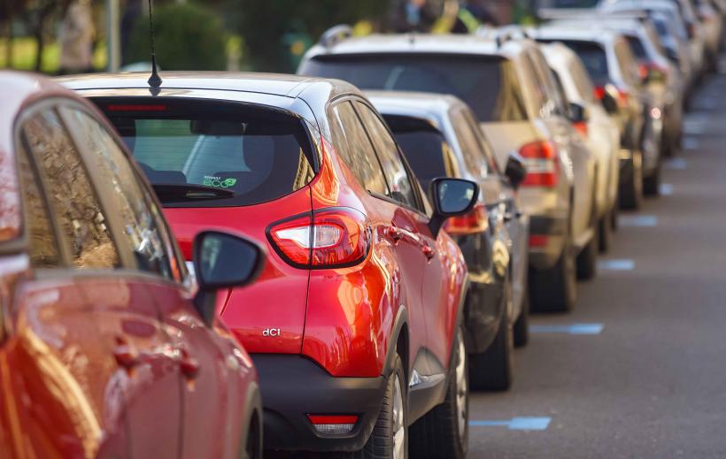 Legea care ne lasă fără mașini, pornită de Ministerul Dezvoltării. Apar zone interzise pentru autovehiculele cu motoare termice  18910112