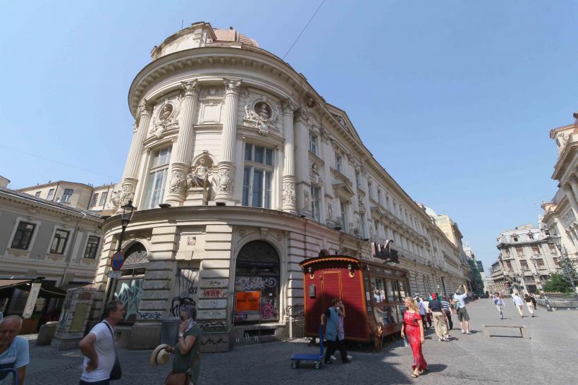 Legea care ne lasă fără mașini, pornită de Ministerul Dezvoltării. Apar zone interzise pentru autovehiculele cu motoare termice  18910113