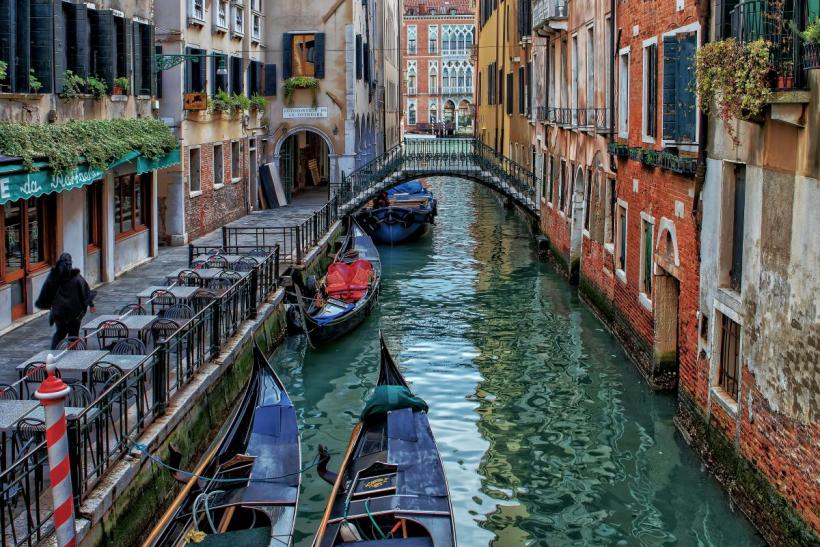Veneția va limita grupurile de turiști la maximum 25 de persoane