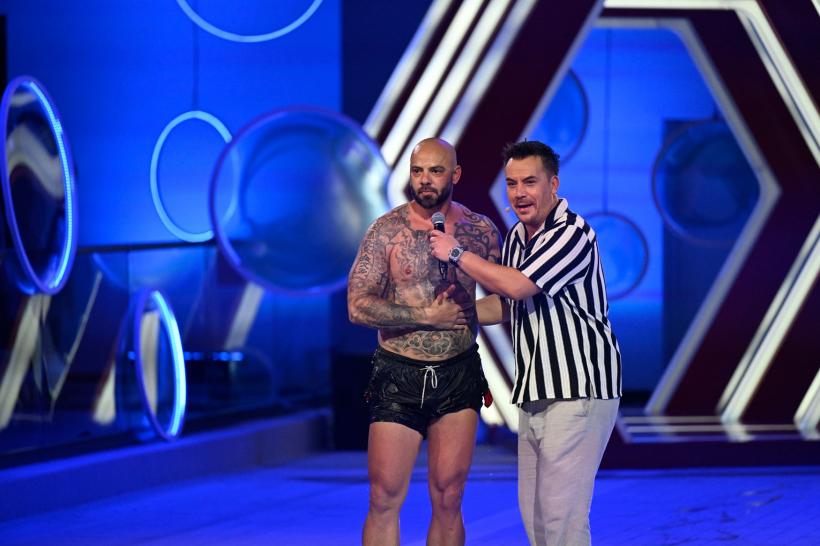 Giani Kiriță și Sonny Medini, distracție la Splash! Vedete la apă, în prima ediție a noului sezon, diseară, de la 20.30, la Antena 1  ,,Vrem și noi o cafea, o gustare!” 18910470