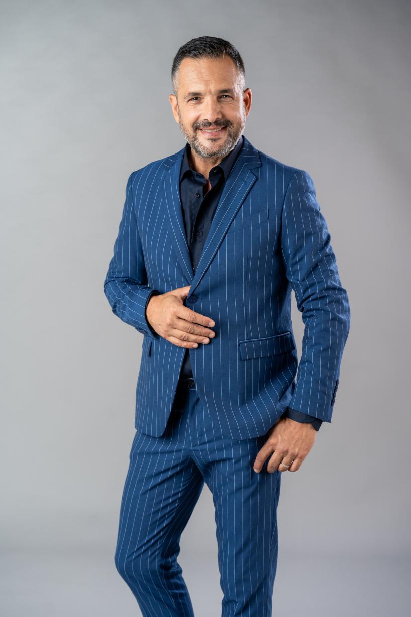 În curând, Mădălin Ionescu va prezenta Viaţa fără filtru, o emisiune zilnică, la Antena Stars 18910663