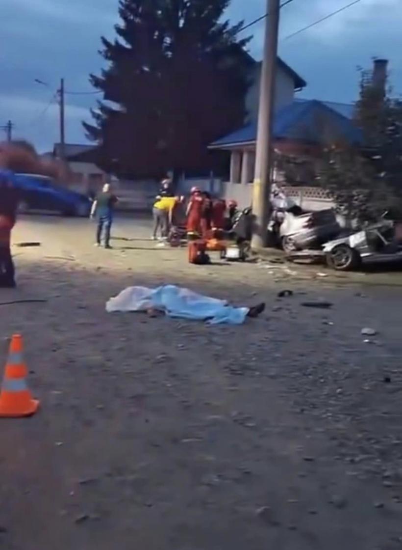 Polițiști morți într-un cumplit accident de circulație. Colega lor se află în spital cu răni grave 18910760