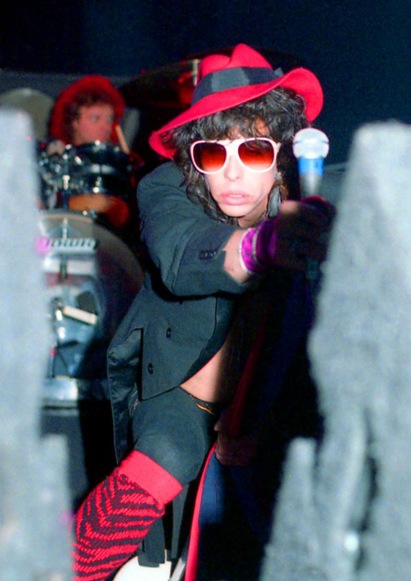 Decizie sfâșietoare: Probleme de sănătate pentru celebrul Steven Tyler. Aerosmith anulează turneul de adio 18910783