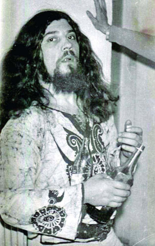 Povestea de viață și de moarte a lui Nicu Covaci: „Să mă ardă și să mă arunce de pe munte în jos, spre mare, să plutesc peste tot” 18910906