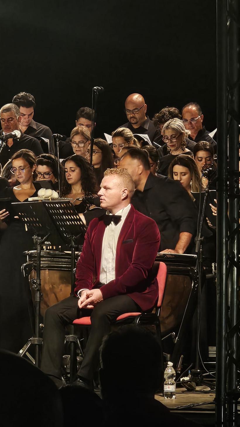 Debut de succes în Carmina Burana la Palermo Classica pentru tenorul Ştefan von Korch 18911138