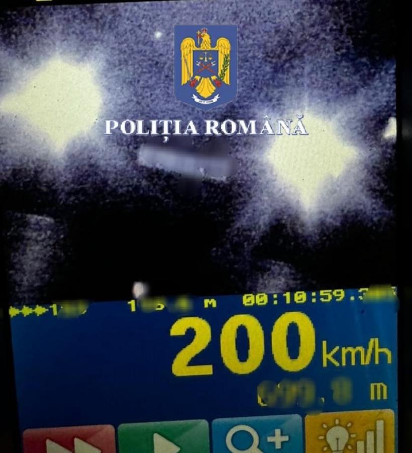 Mașină condusă de un tânăr, înregistrată de radar cu viteza de 200 de km/h 18911155