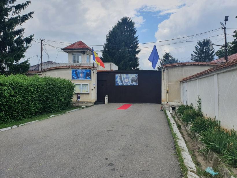 Penitenciarele investesc în cazare și în foame