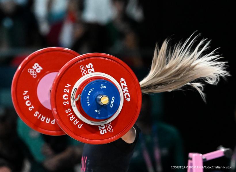 JO 2024: Românca Valentina Mihaela Cambei a câștigat miercuri seara argintul la haltere. Încă o medalie pentru România!  18911491