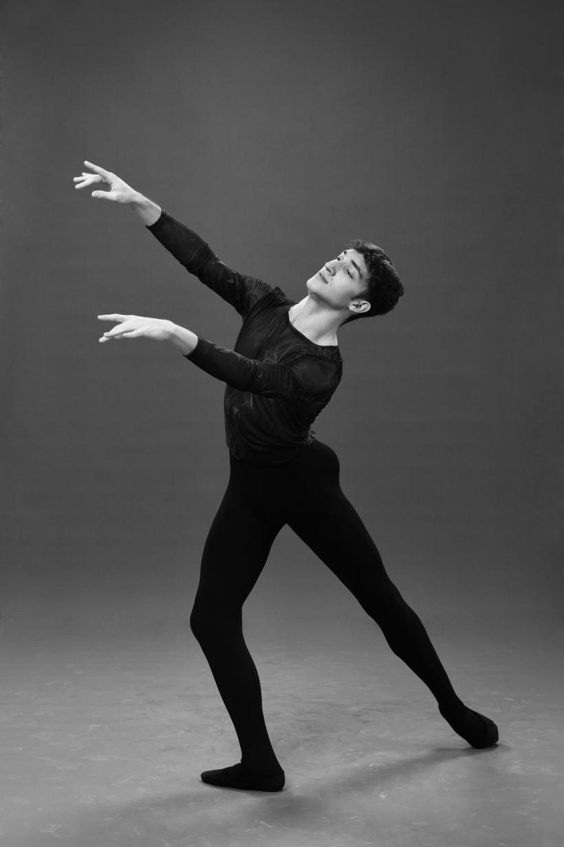 Balerina REBECCA RUDOLF debuteză alături de vedeta baletului mondial VSEVOLOD MAIEVSKYI în STARS GALA pe 25 August la TNB 18911754