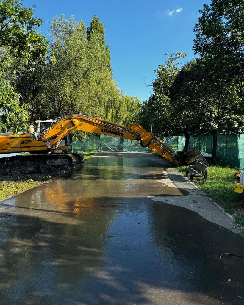Au început lucrările de decolmatare a Lacului Tineretului din Capitală  18911943
