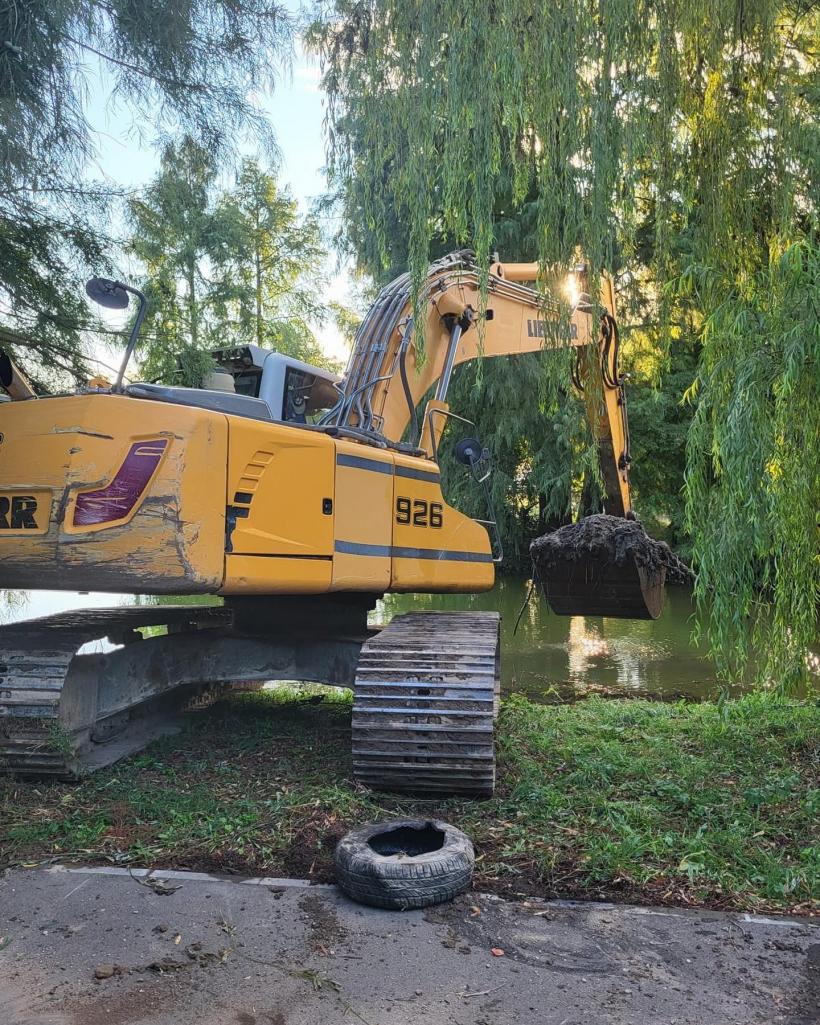 Au început lucrările de decolmatare a Lacului Tineretului din Capitală  18911945