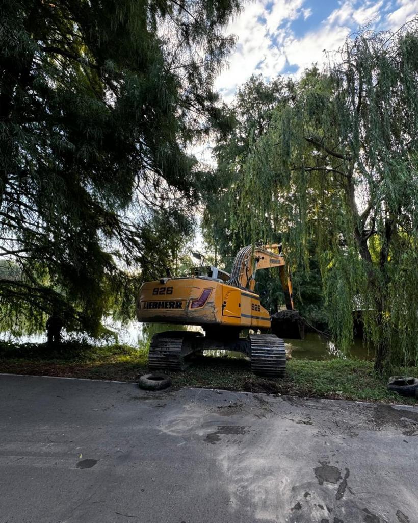 Au început lucrările de decolmatare a Lacului Tineretului din Capitală  18911949