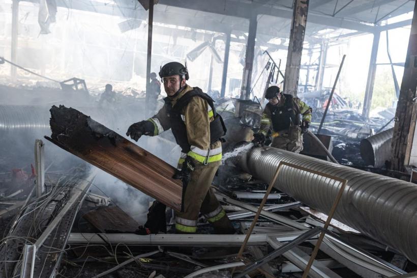 Ucraina: Doi morţi în urma unui atac aerian rus asupra Kievului