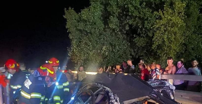Accident groaznic în Hunedoara: Cinci bărbați au murit după ce au lovit un cap de pod 18912023