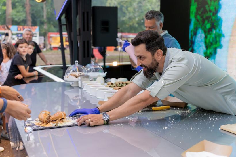 Jurații Chefi la cuțite au încântat publicul Summer Well Festival cu preparate savuroase. Chef Orlando Zaharia: „Au fost trei zile extraordinare la Domeniul Știrbey” 18912141