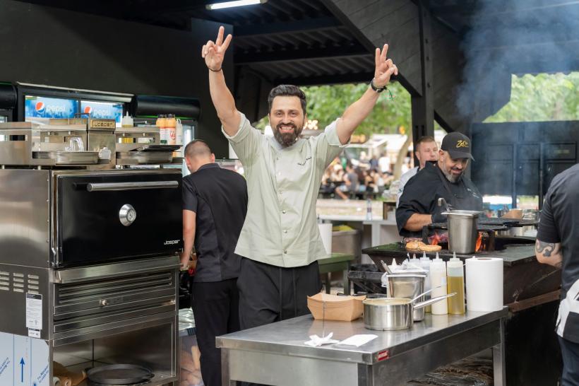 Jurații Chefi la cuțite au încântat publicul Summer Well Festival cu preparate savuroase. Chef Orlando Zaharia: „Au fost trei zile extraordinare la Domeniul Știrbey” 18912147