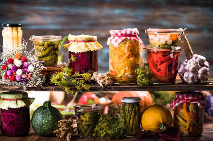 Cum s-au nărăvit românii la șpagă 18912298