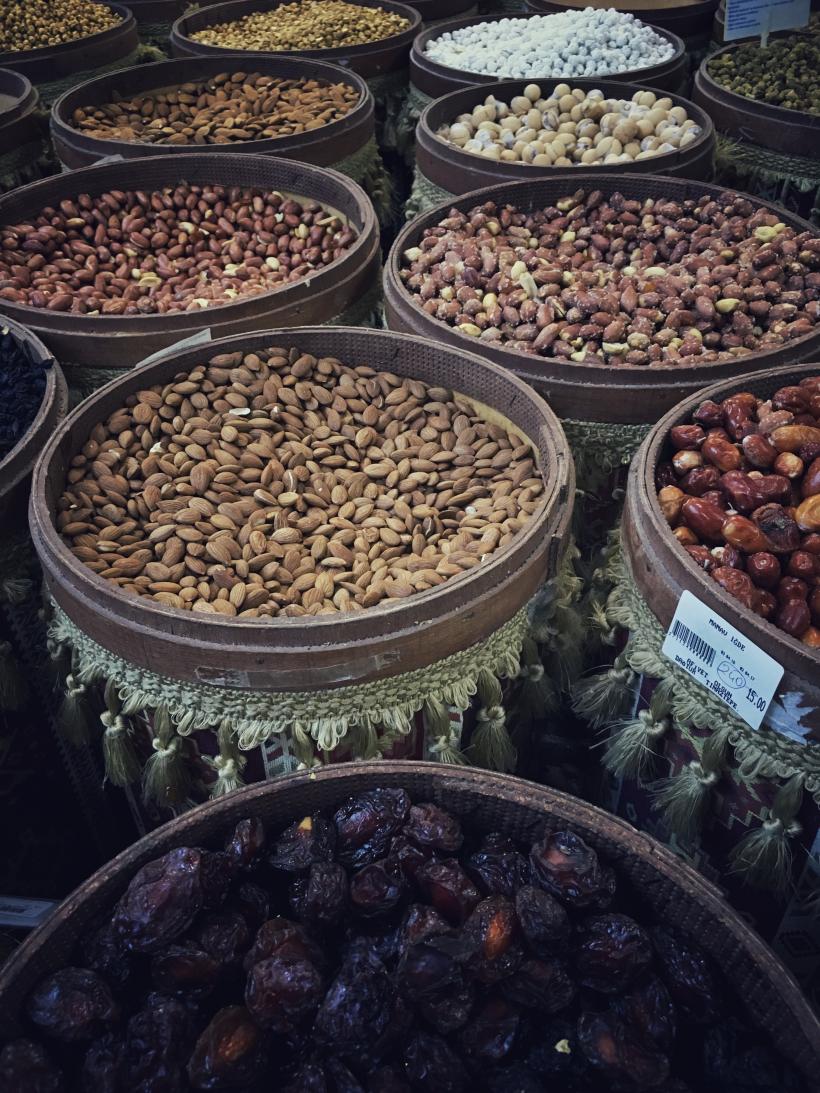 Cum s-au nărăvit românii la șpagă 18912299