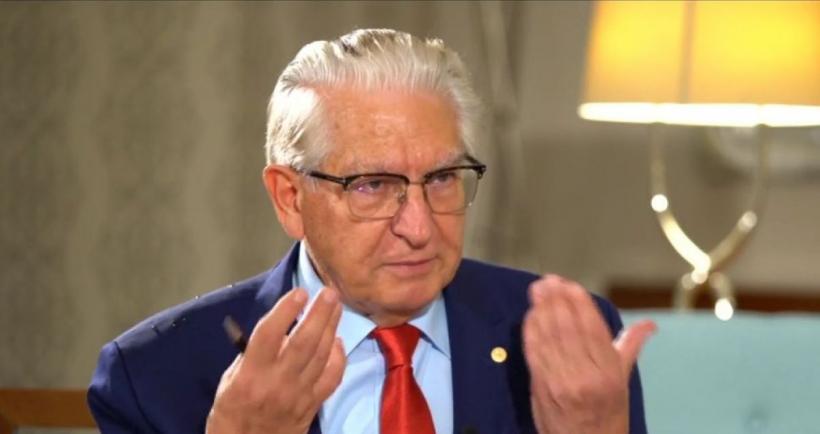 Prof. dr. Vlad Ciurea, sfaturi esențiale pentru cei care merg la piscină: ”Dragi români, nu săriți în cap. Creierul este partea cea mai sensibilă” 18912828