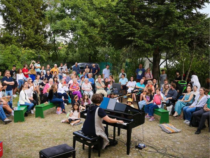 Spectacole și evenimente speciale la ARCUB 18912759