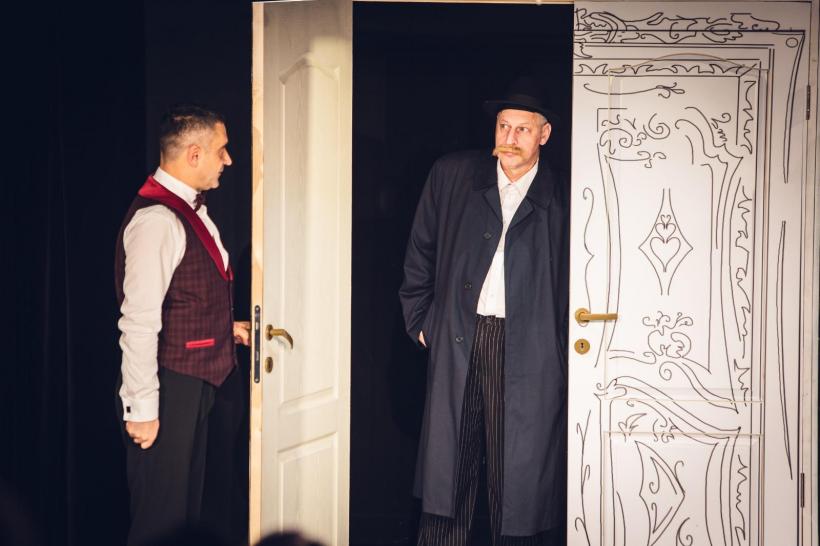 O comedie polițistă din culisele politicii: AMANTA NOASTRĂ DE LA MINISTER 18912753