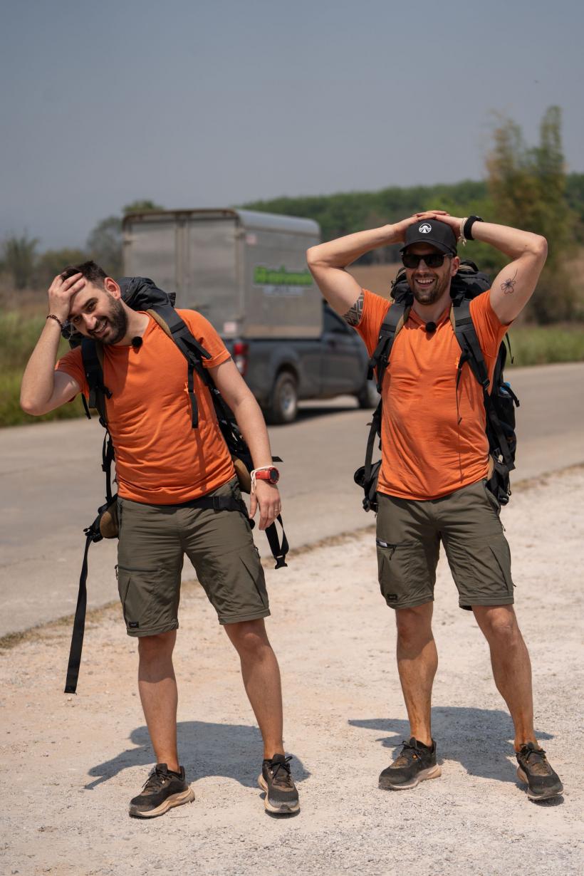Adi Nartea și Cosmin Vîjeu intră în competiția sezonului 7 Asia Express cu ambiții mari. Adi Nartea: ”Dacă aș ieși după prima etapă, cred că aș pleca pe jos acasă!” 18913096