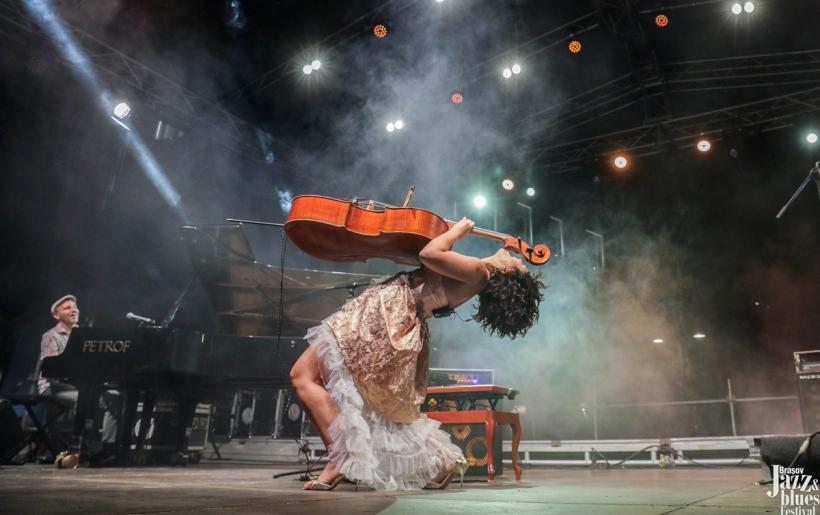 Brașovul a vibrat timp de 4 zile în ritmuri de jazz și blues. Brașov Jazz & Blues Festival a fost peste tot în oraș! 18913391