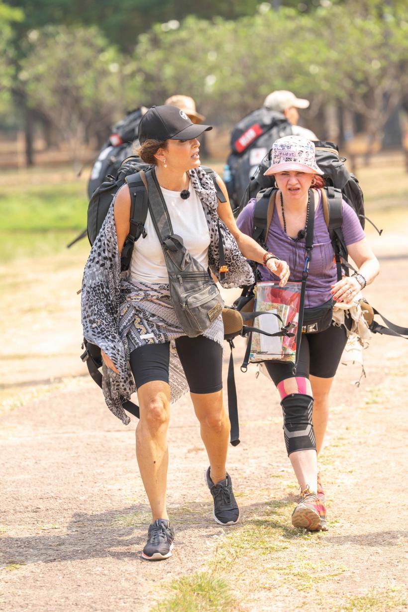 Anca Țurcașiu și Andreea Samson înfruntă obstacolele de pe Drumul Zeilor, în noul sezon Asia Express. Anca Țurcașiu: ”În această cursă mi s-a făcut rău pentru prima oară în viață” 18913480