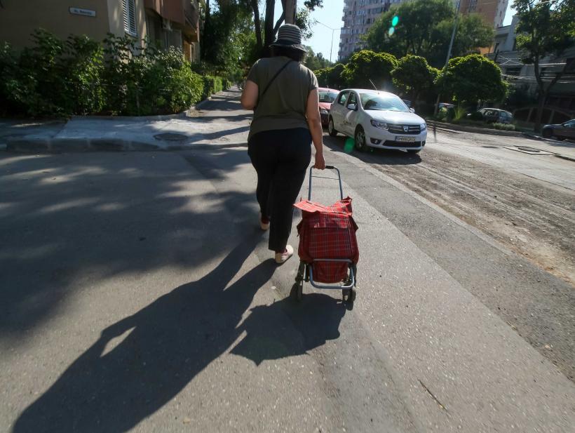 Recalcularea pensiilor, un banc prost pentru 2 milioane de oameni: Majorarea care a tăiat din banii pensionarilor săraci și a dat bani doar pentru cei bogați 18913512