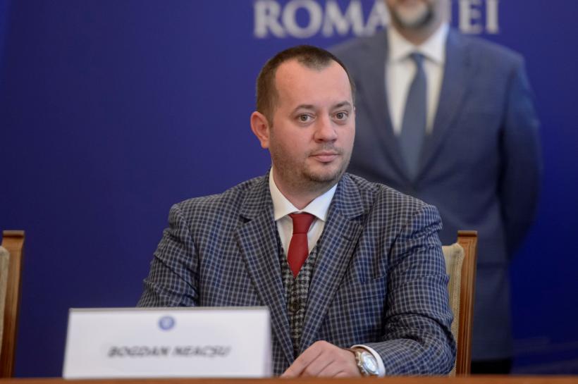 Băncile statului, fabricile de milionari: Bancherii de la stat și-au bătut învățătorul. Șefii CEC și Exim Bank - venituri peste superbugetarul Isărescu 18914781