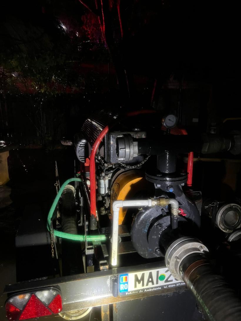 Potop la Constanța. Plaja din Vama Veche, ruptă de intemperii 18915053