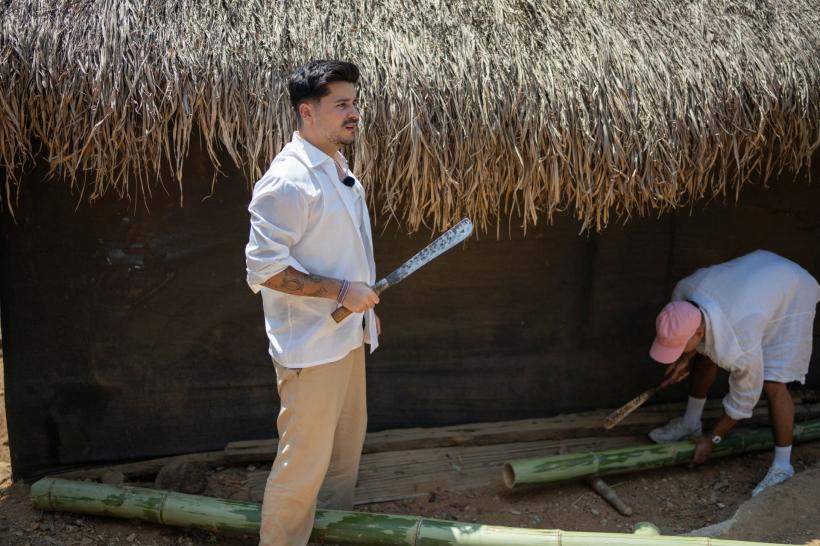 Start fulgerător pe Drumul Zeilor, în cursa Asia Express, duminica aceasta, la Antena 1: concurenții au parte de cel mai greu început al aventurii din toate cele șapte sezoane 18914926