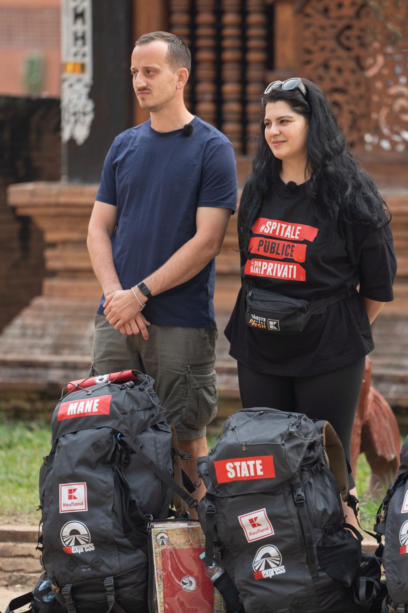 În această seară, de la 20:00, Marea premieră a celui de-al șaptelea sezon Asia Express: în căutarea rucsacurilor emblematice, echipele ajung în mijlocul triburilor din nordul Thailandei 18915179