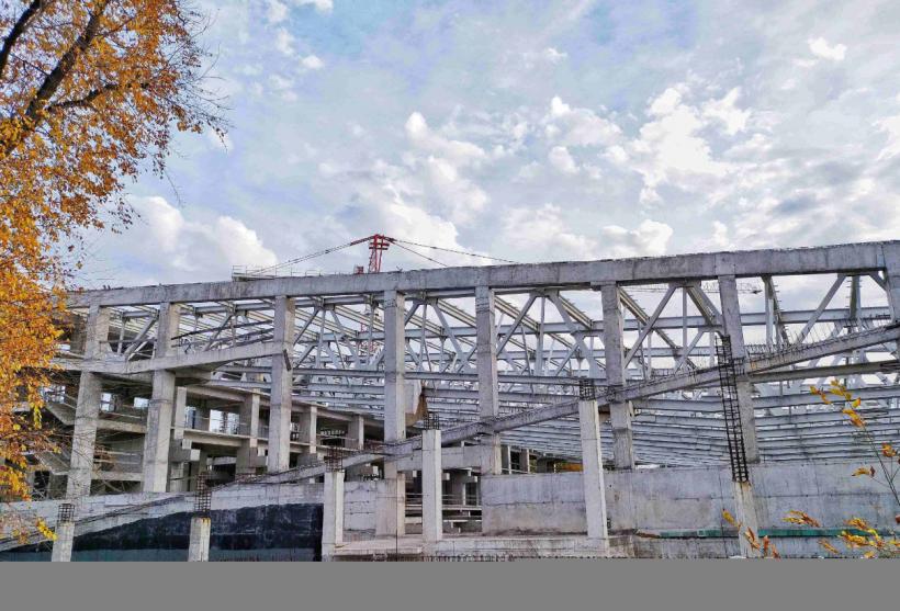 Continuă lucrările la patinoarul Flamaropol 18915425