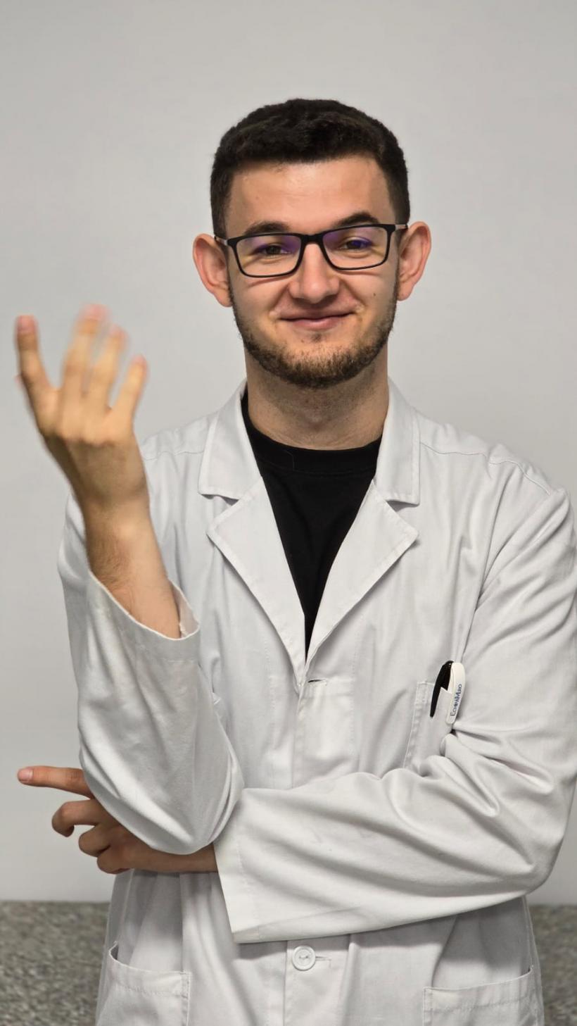 “Fizica gustului”, un serial gastronomic al unui tânăr doctor în fizică, la Radio România Cultural 18915798