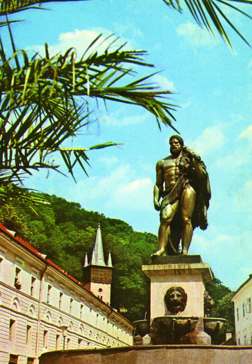 Muntele vrăjit al Banatului 18915759